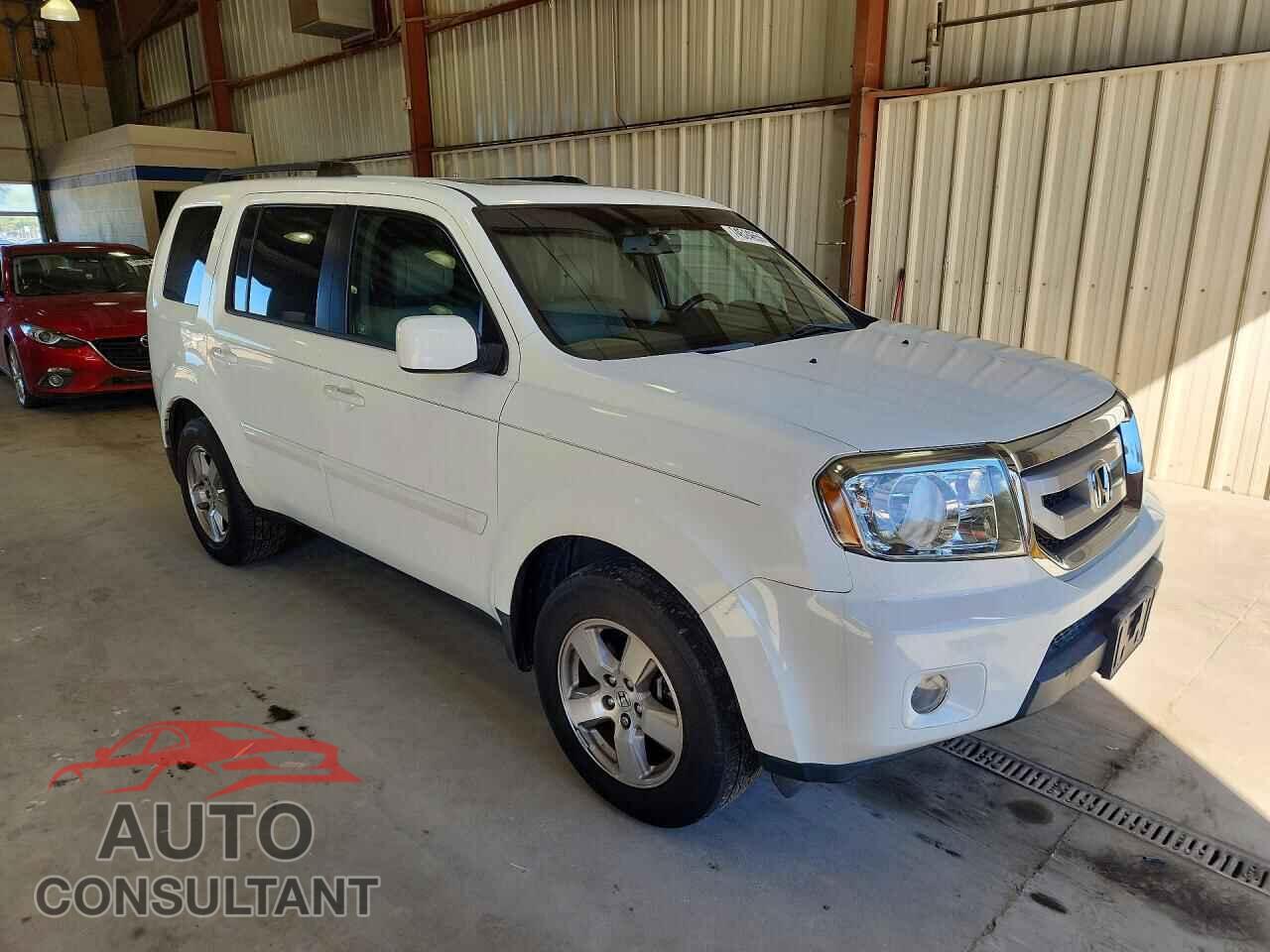 HONDA PILOT 2011 - 5FNYF4H63BB049747