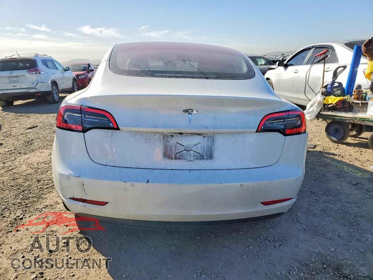 TESLA MODEL 3 2017 - 5YJ3E1EA4HF001087