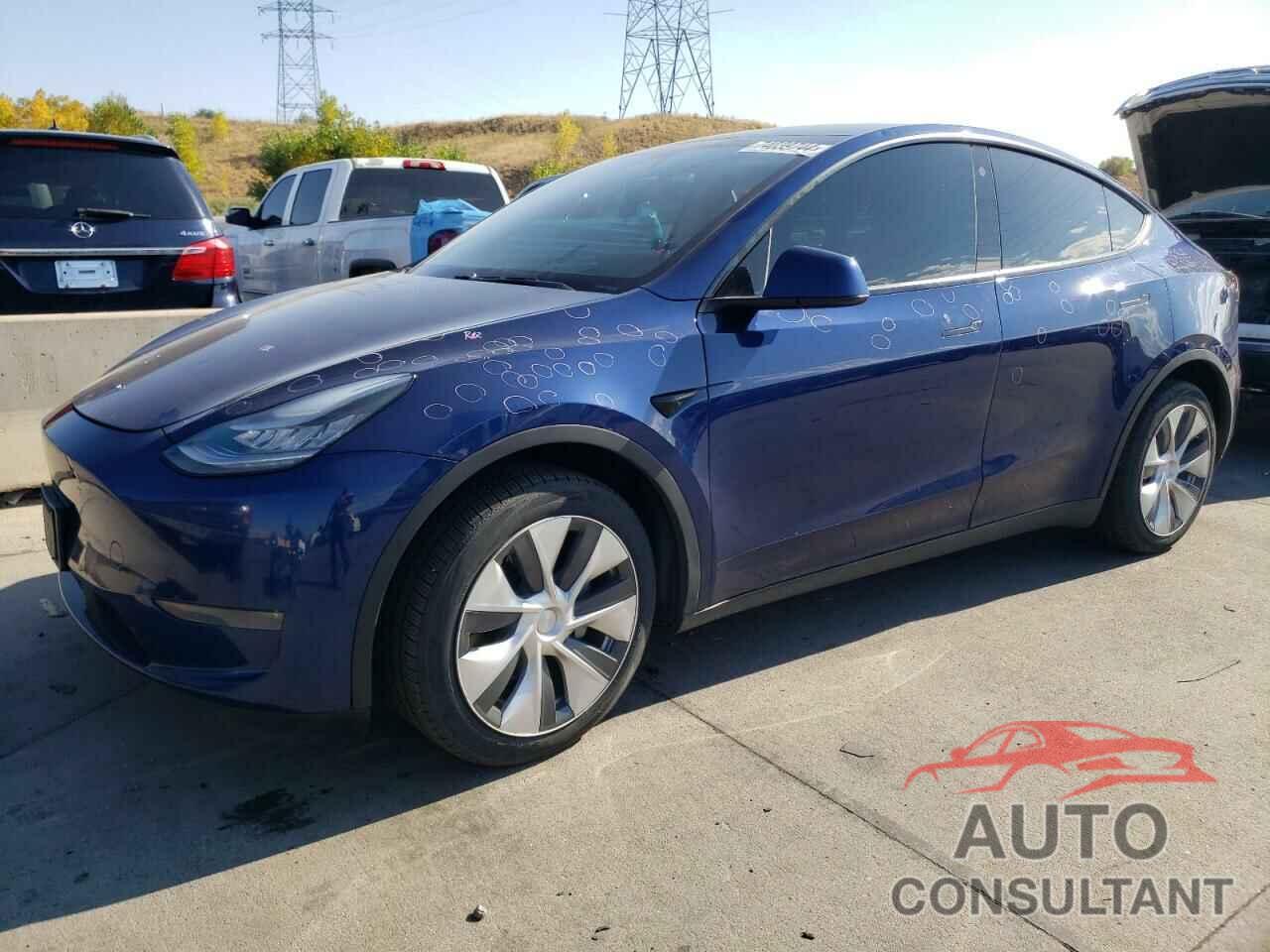 TESLA MODEL Y 2021 - 5YJYGDEE5MF083880