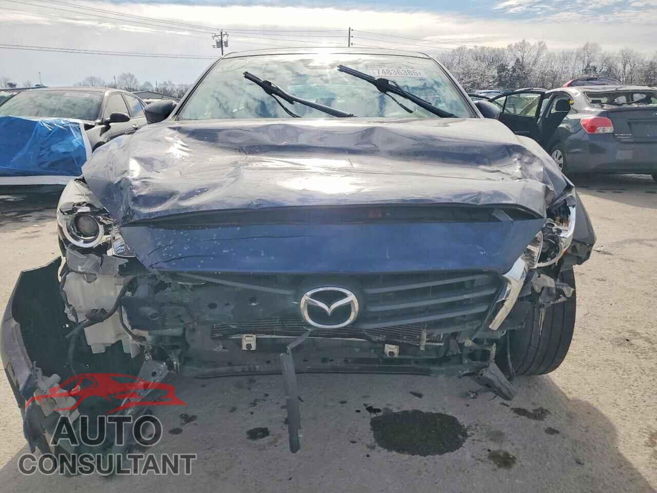 MAZDA 3 2017 - 3MZBN1L7XHM118930