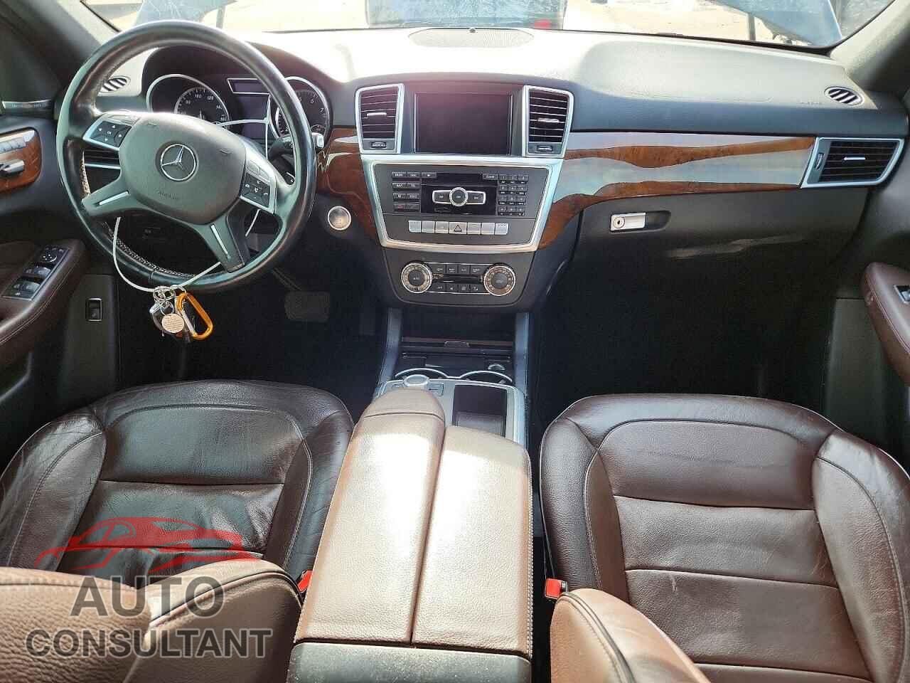 MERCEDES-BENZ M-CLASS 2012 - 4JGDA5HB2CA055643