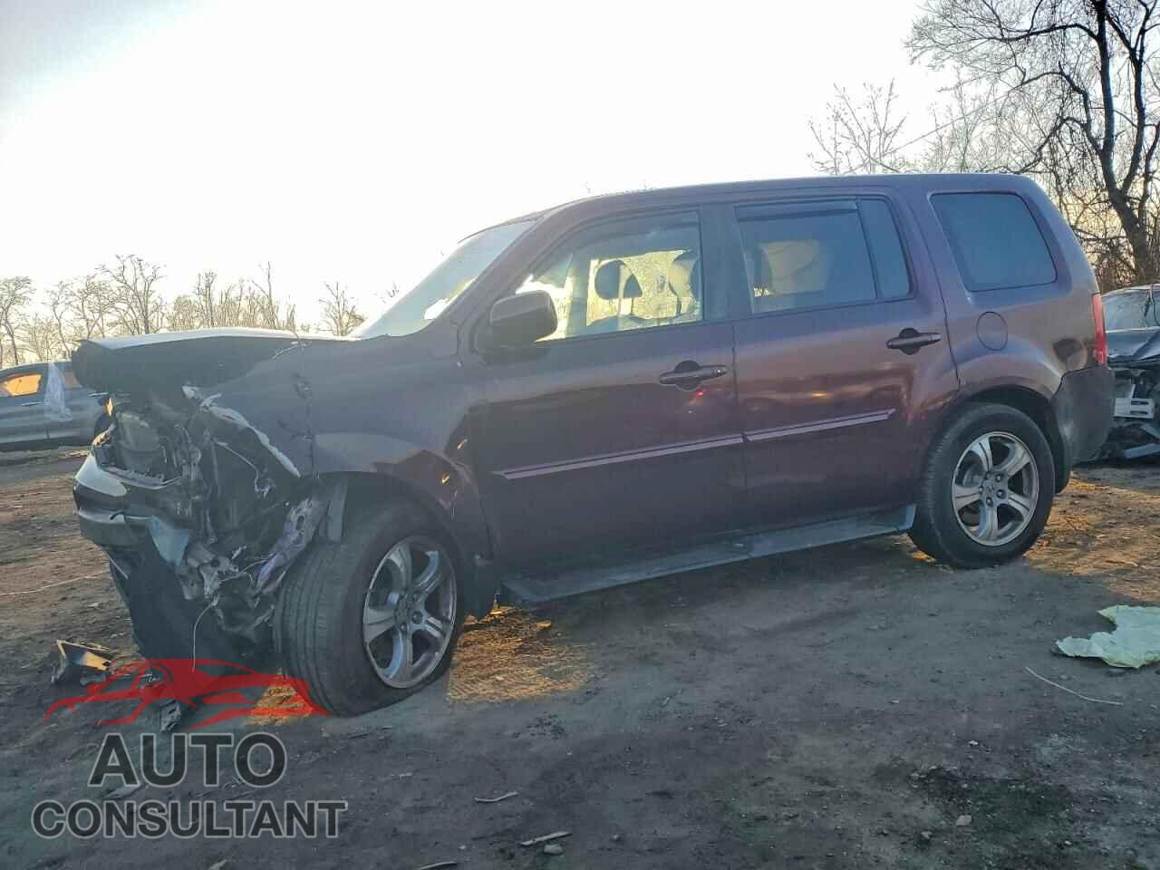 HONDA PILOT 2013 - 5FNYF4H52DB042976