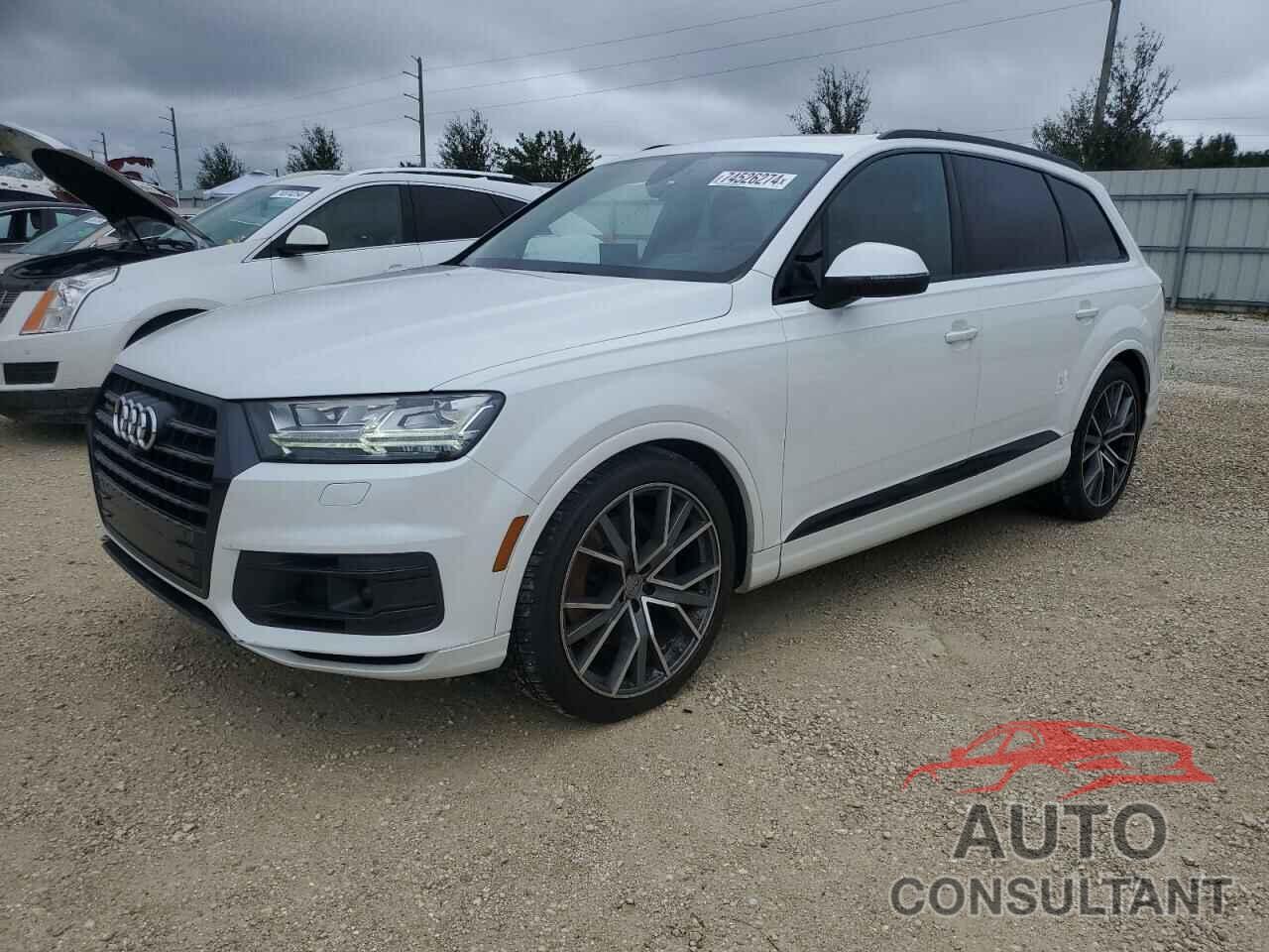 AUDI Q7 2017 - WA1VAAF78HD041892