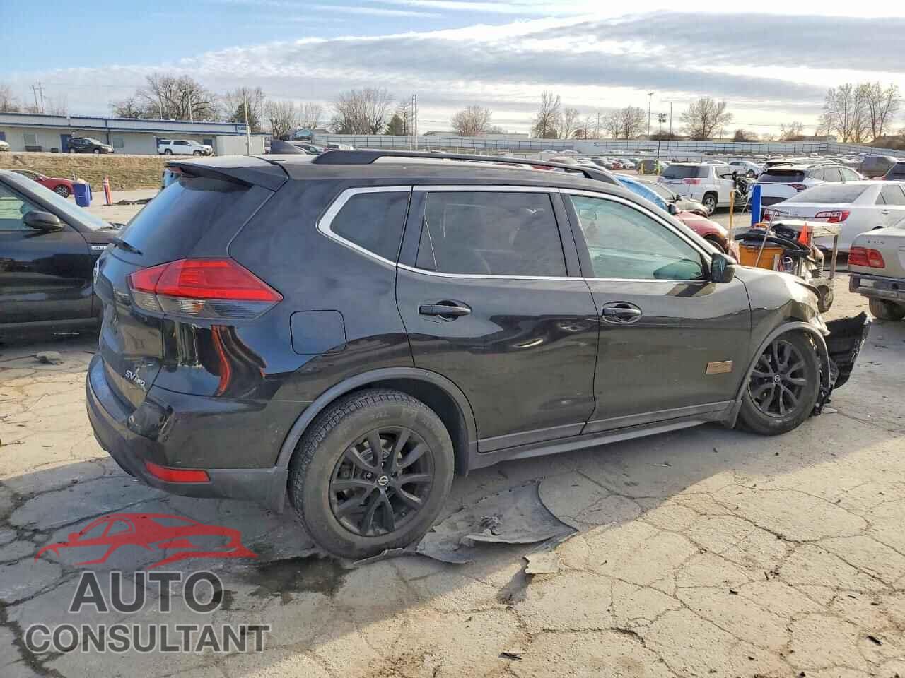 NISSAN ROGUE 2017 - 5N1AT2MV1HC764247