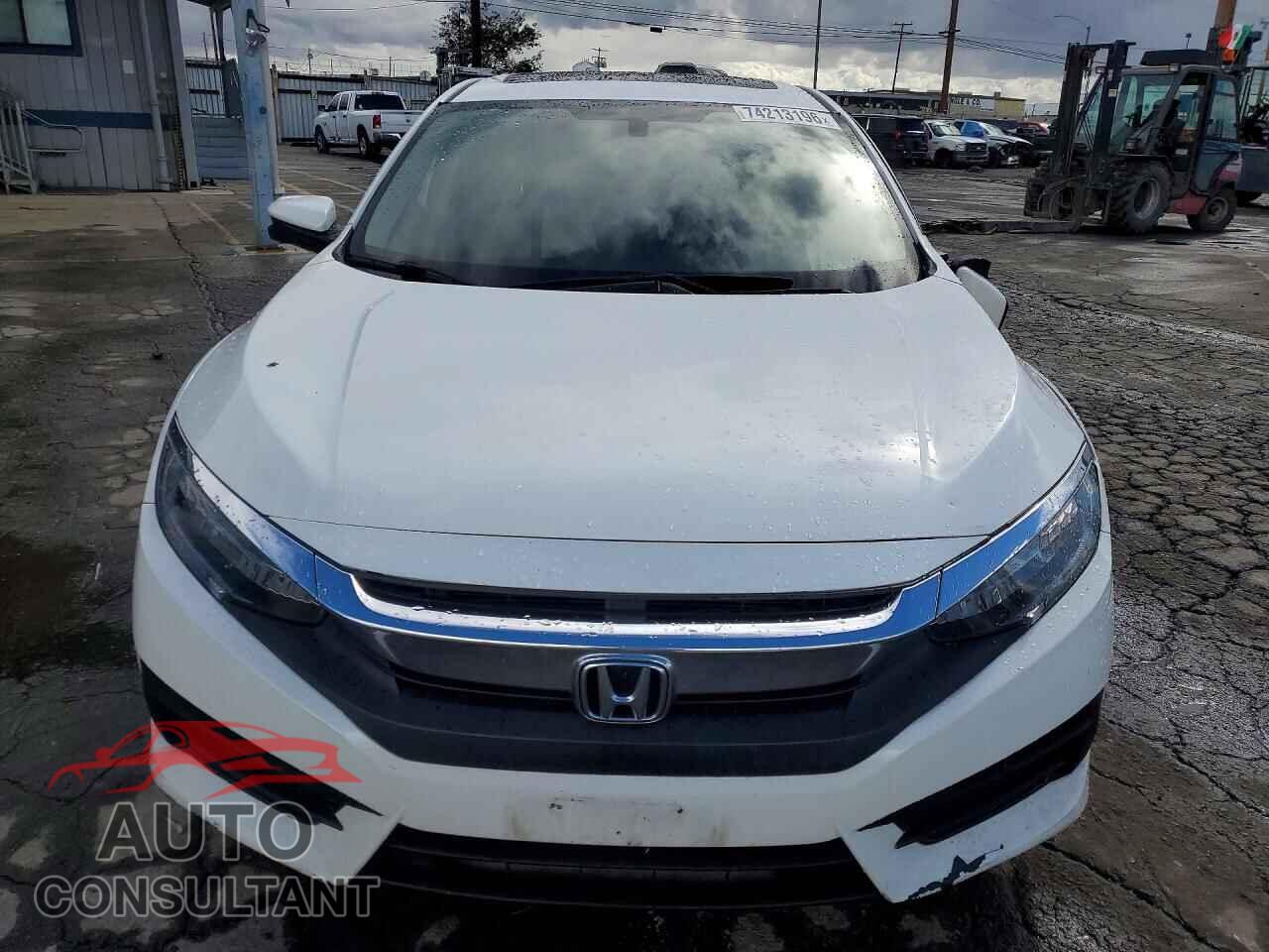 HONDA CIVIC 2017 - 2HGFC2F70HH501352