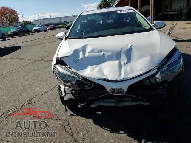 TOYOTA COROLLA 2017 - 5YFBURHE4HP647438