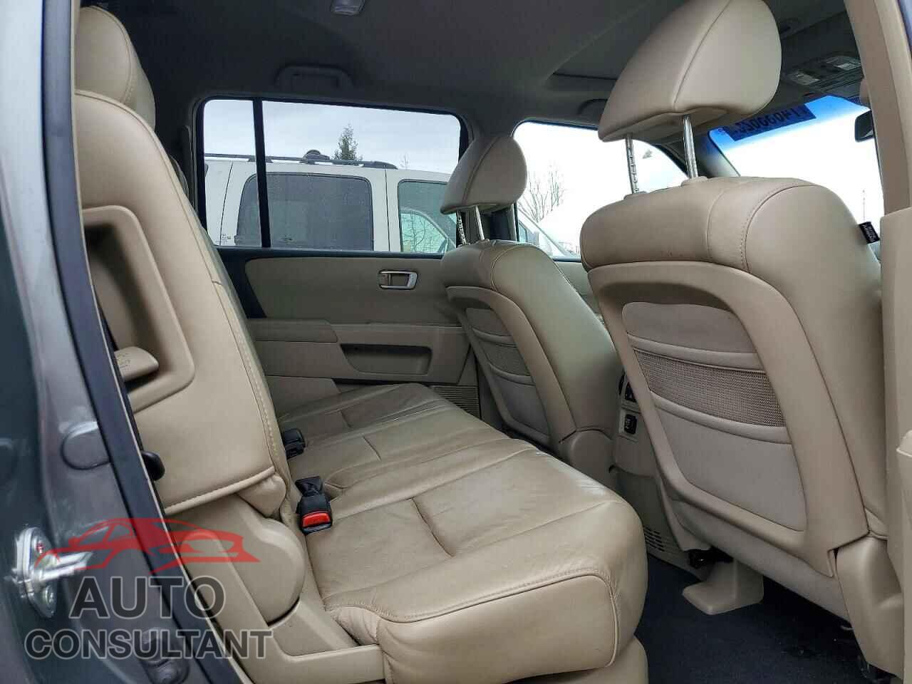 HONDA PILOT 2009 - 5FNYF48579B048330