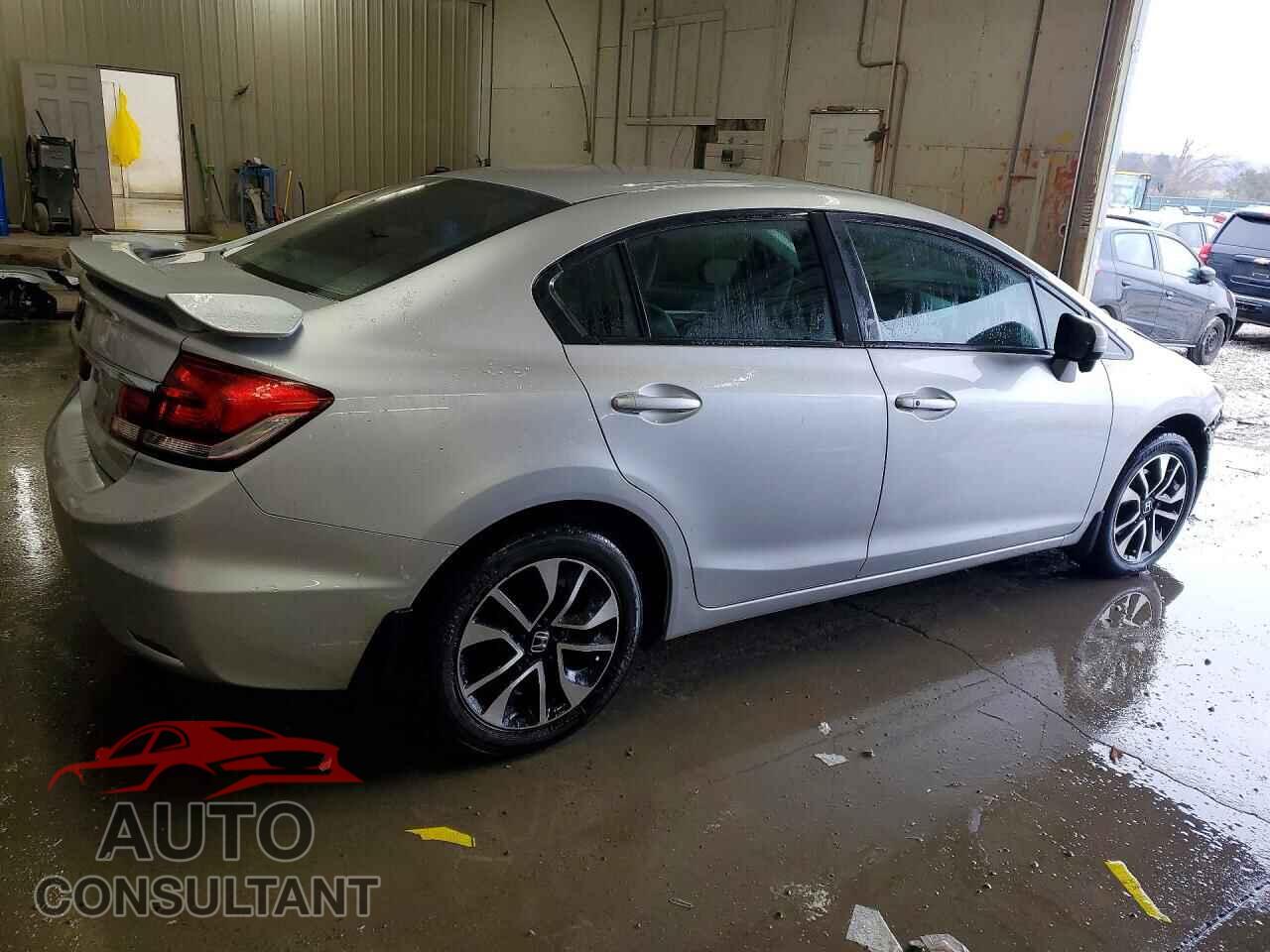 HONDA CIVIC 2015 - 19XFB2F85FE078271