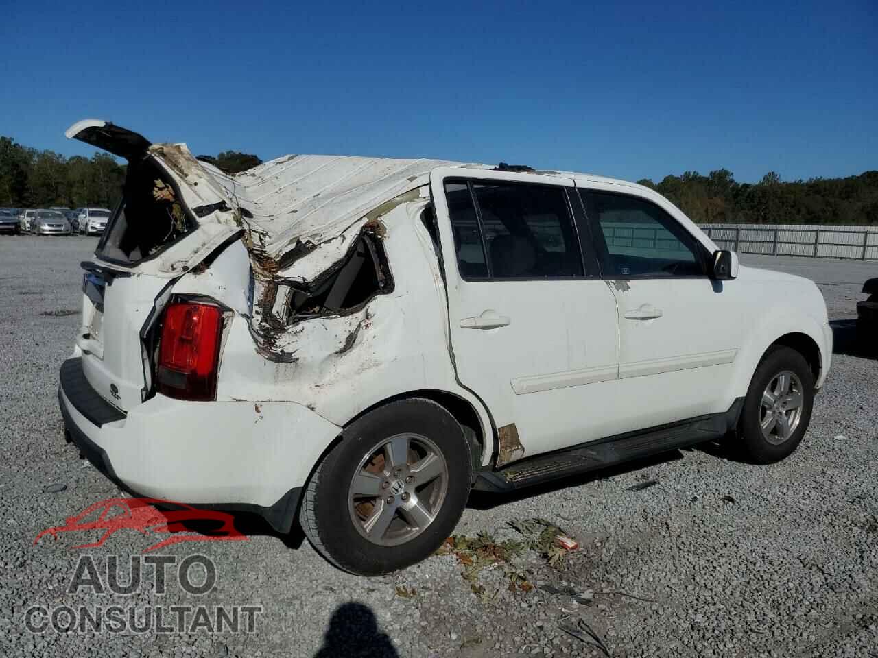 HONDA PILOT 2011 - 5FNYF3H63BB040041