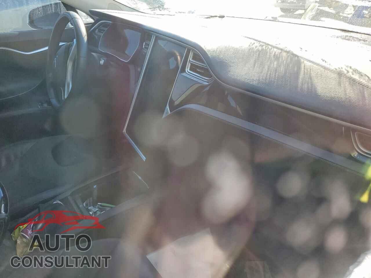 TESLA MODEL S 2016 - 5YJSA1E25GF157783