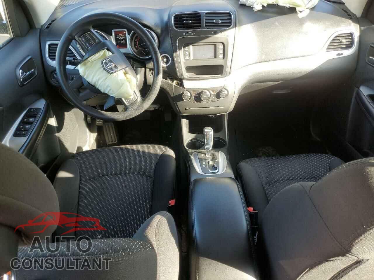 DODGE JOURNEY 2015 - 3C4PDCAB2FT587320