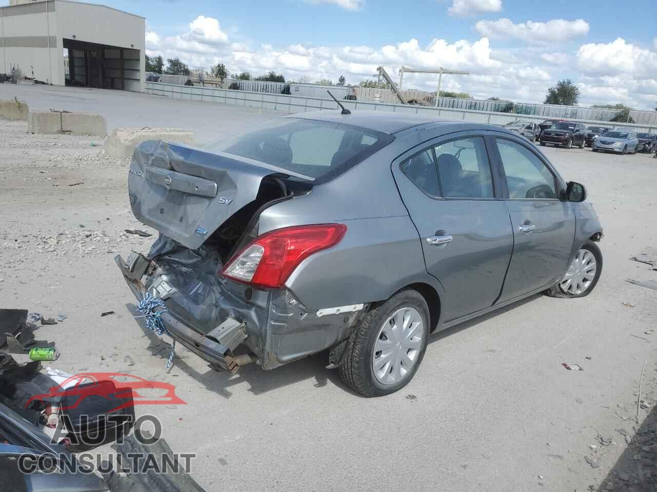 NISSAN VERSA 2012 - 3N1CN7AP2CL824479
