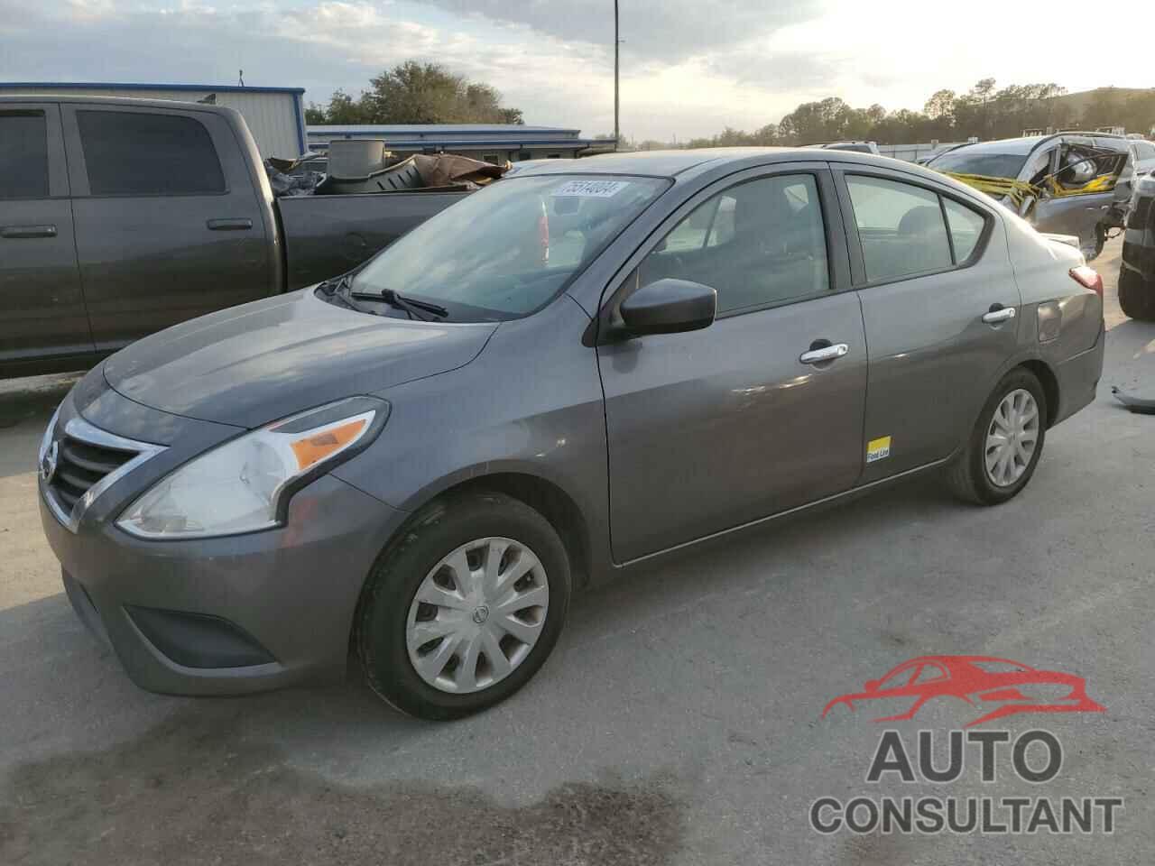 NISSAN VERSA 2017 - 3N1CN7AP1HL814517