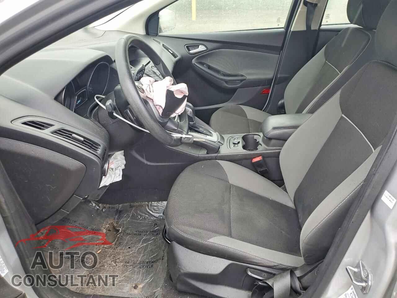 FORD FOCUS 2014 - 1FADP3F23EL457257