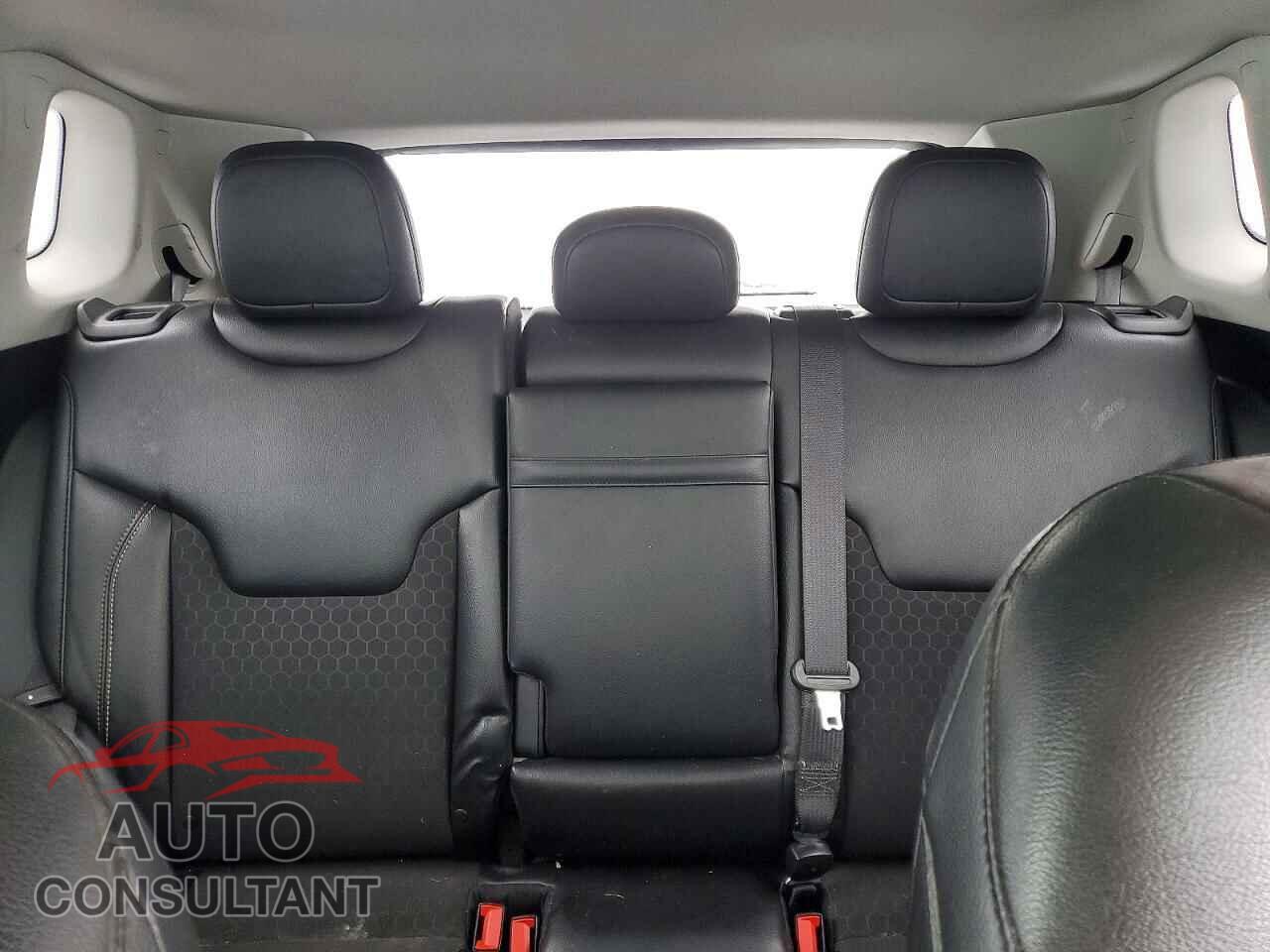 JEEP COMPASS 2018 - 3C4NJCBB4JT374523