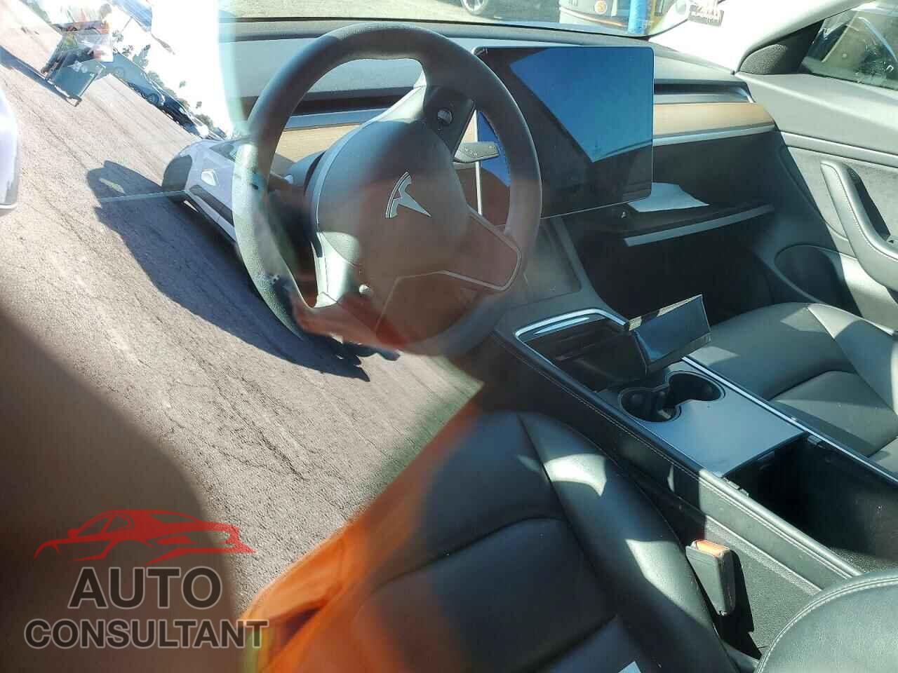 TESLA MODEL 3 2021 - 5YJ3E1EB2MF901862