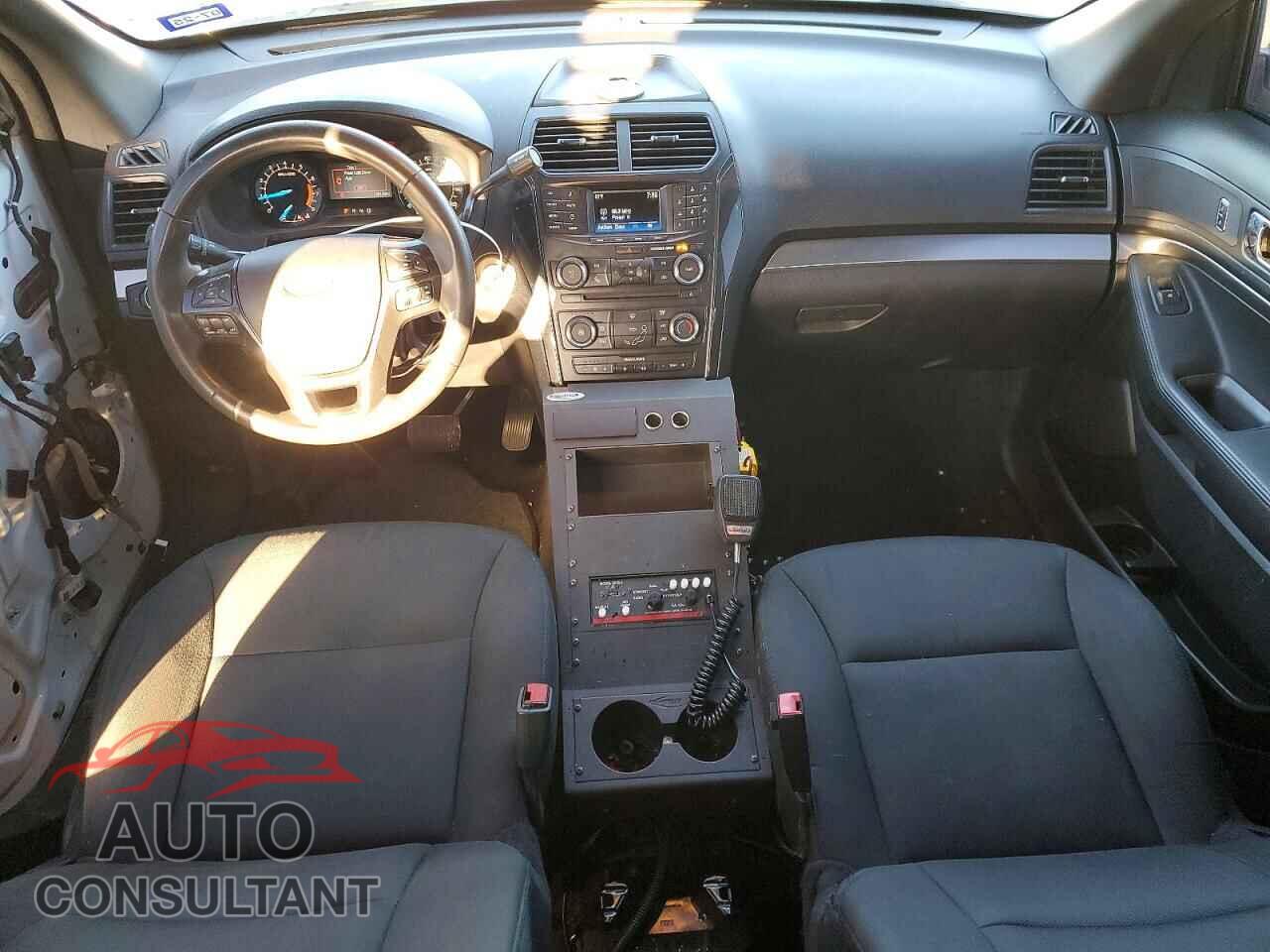 FORD EXPLORER 2017 - 1FM5K8AR8HGA94820