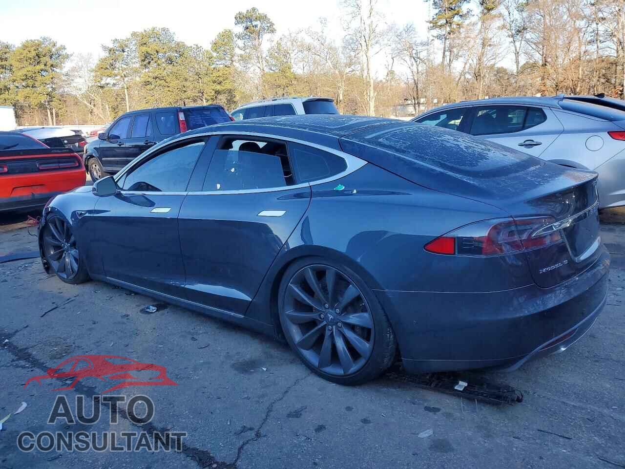 TESLA MODEL S 2016 - 5YJSA1E28GF133929