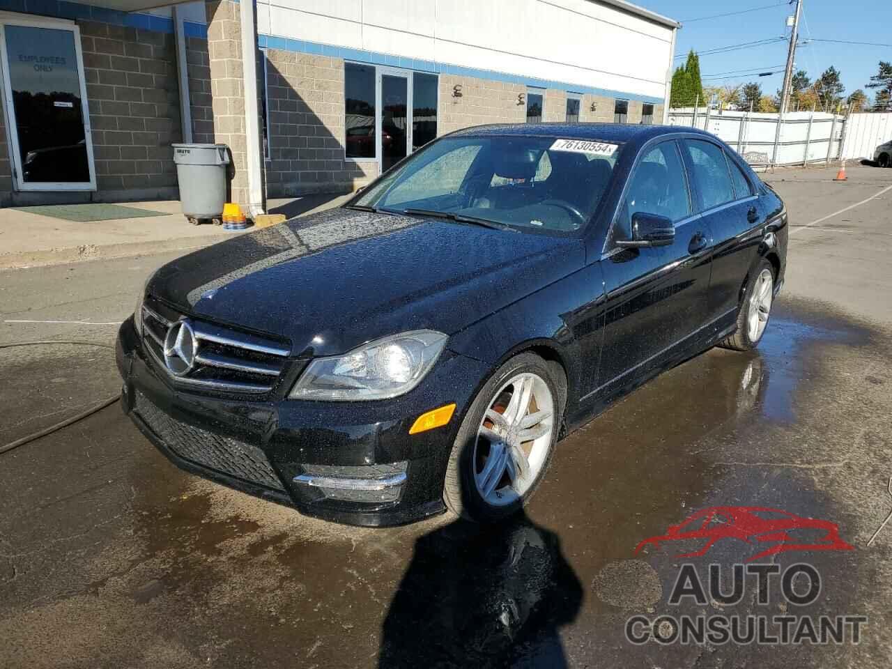 MERCEDES-BENZ C-CLASS 2014 - WDDGF4HBXEG160286