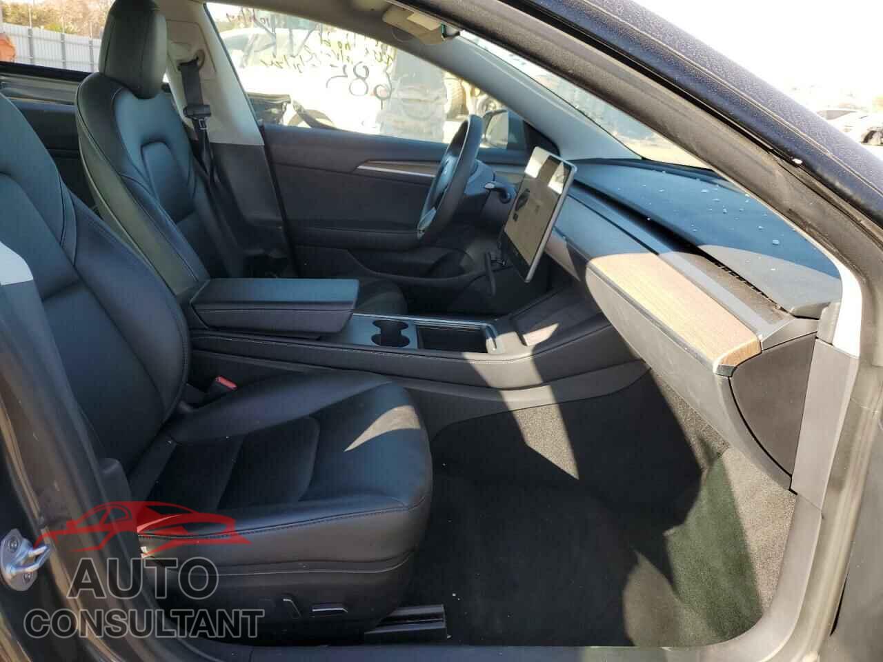TESLA MODEL 3 2022 - 5YJ3E1EA0NF370685