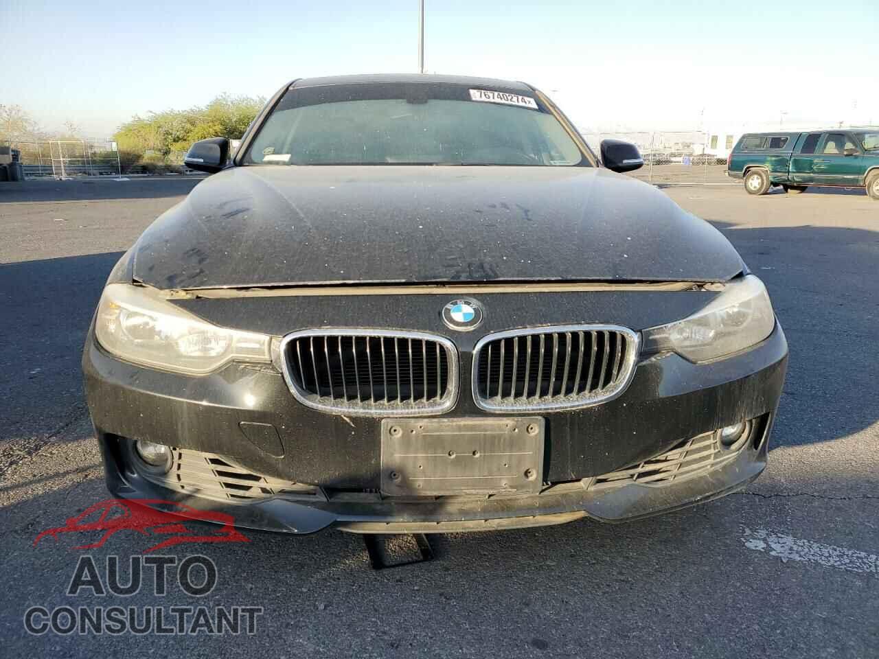 BMW 3 SERIES 2012 - WBA3C1C52CF433478