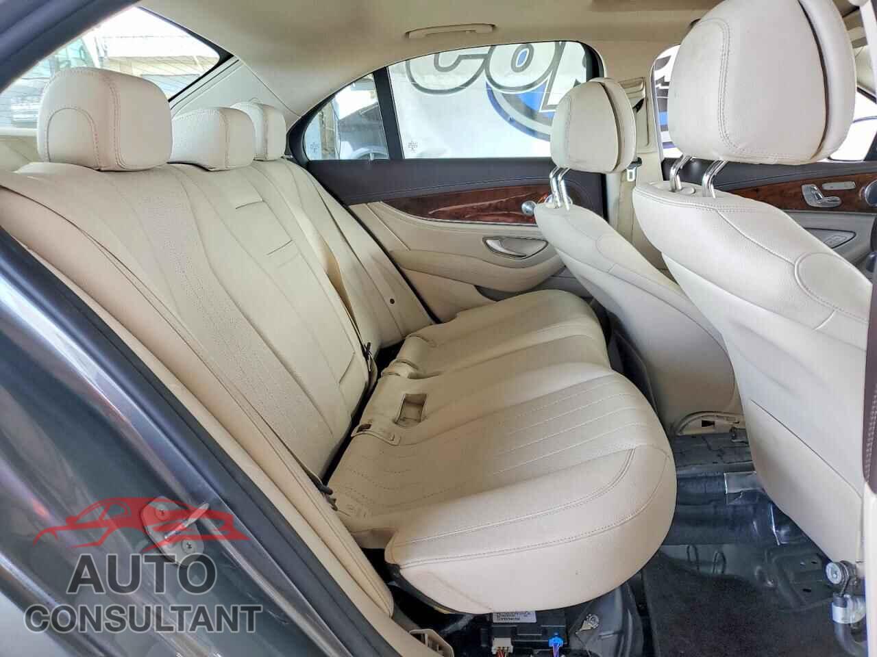 MERCEDES-BENZ E-CLASS 2017 - WDDZF4JB8HA288827