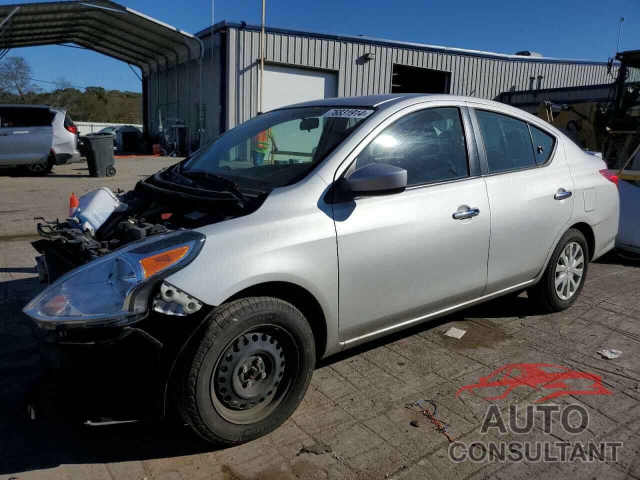 NISSAN VERSA 2018 - 3N1CN7AP0JL881874