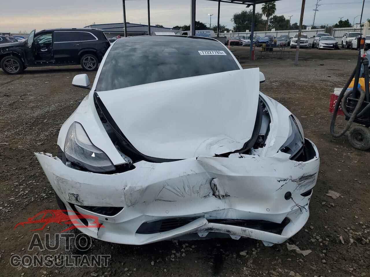 TESLA MODEL 3 2022 - 5YJ3E1EA4NF336202