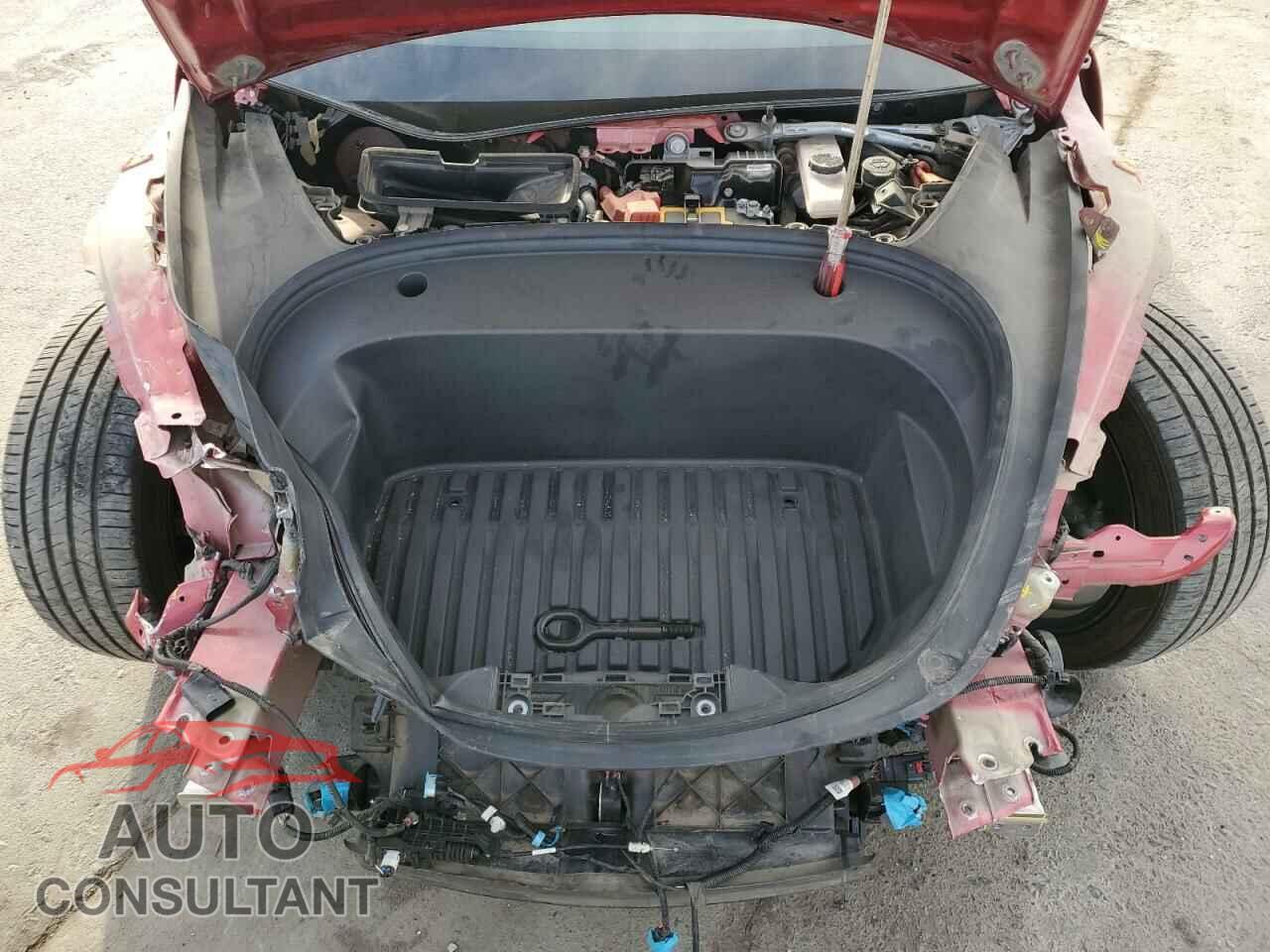TESLA MODEL 3 2022 - 5YJ3E1EA8NF138223