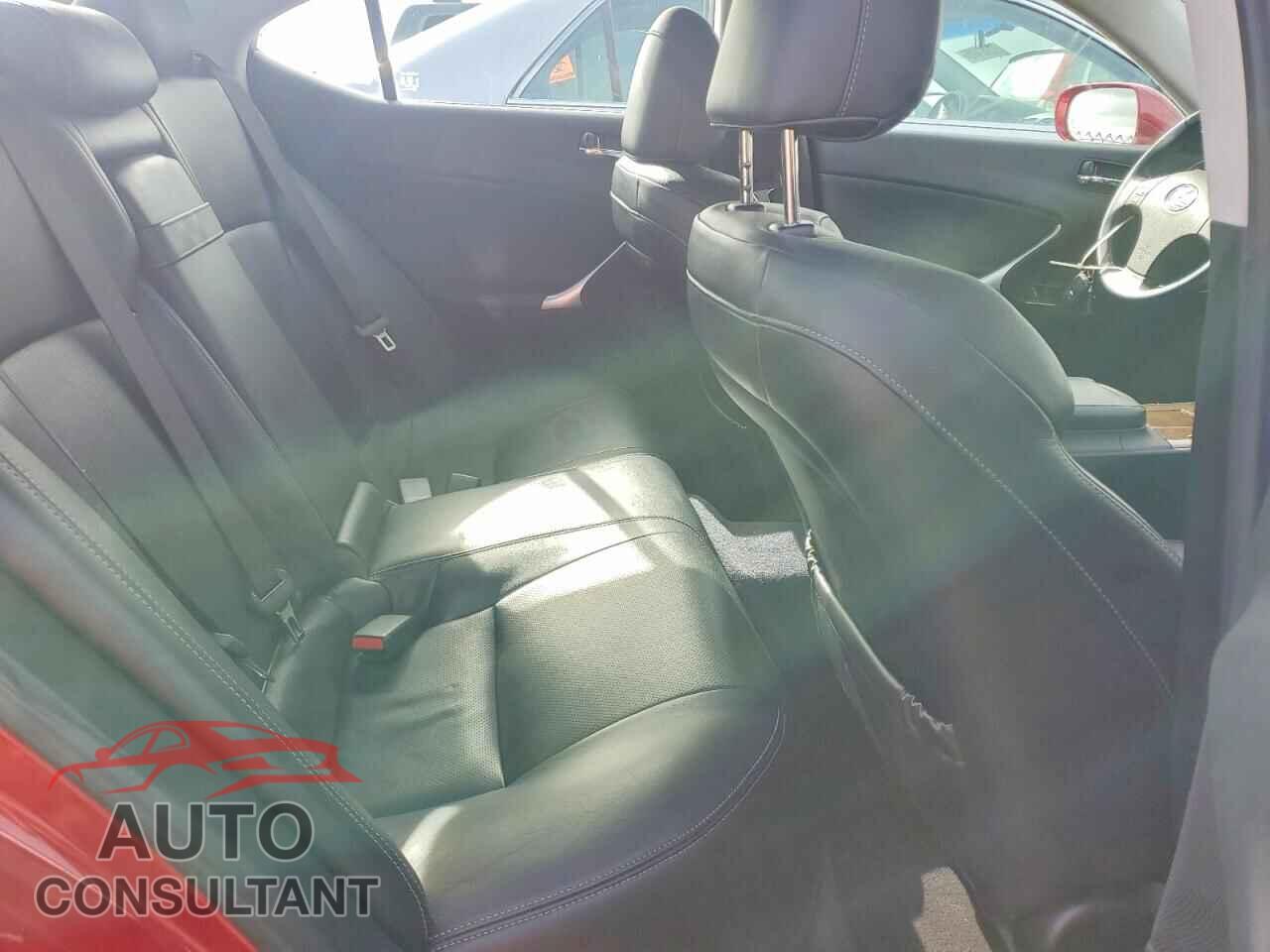 LEXUS IS 2010 - JTHBF5C25A5113561