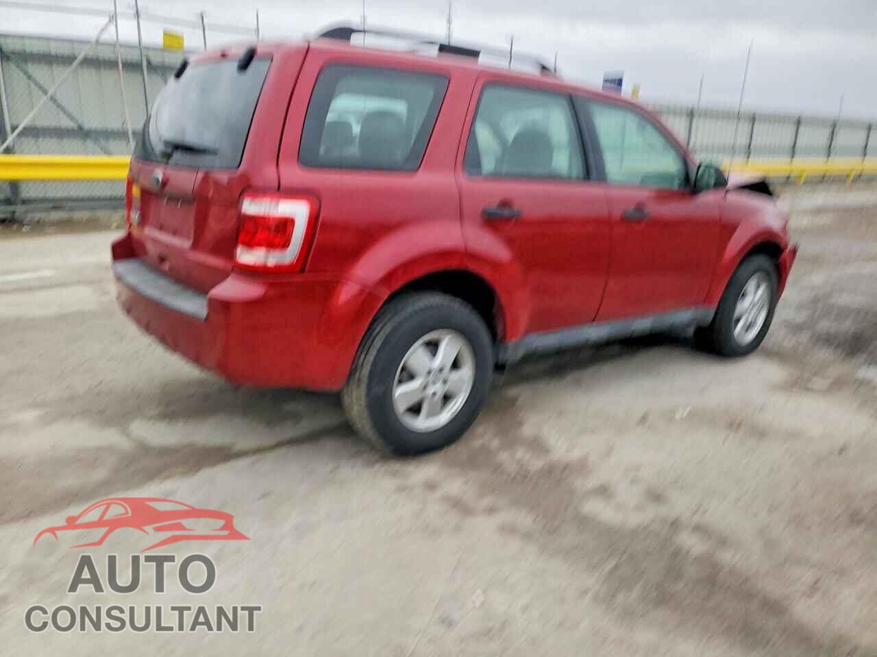 FORD ESCAPE 2011 - 1FMCU0C74BKC18326