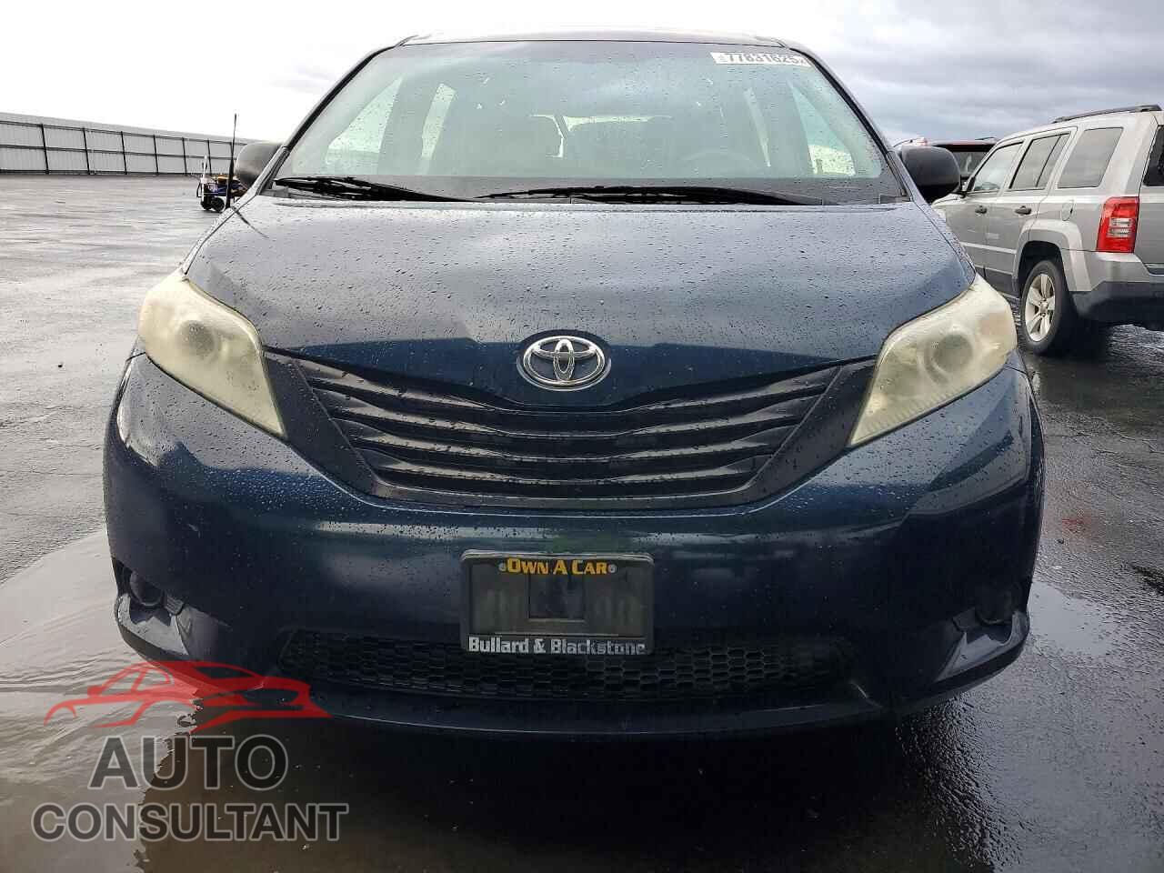 TOYOTA SIENNA 2012 - 5TDKA3DC2CS012518