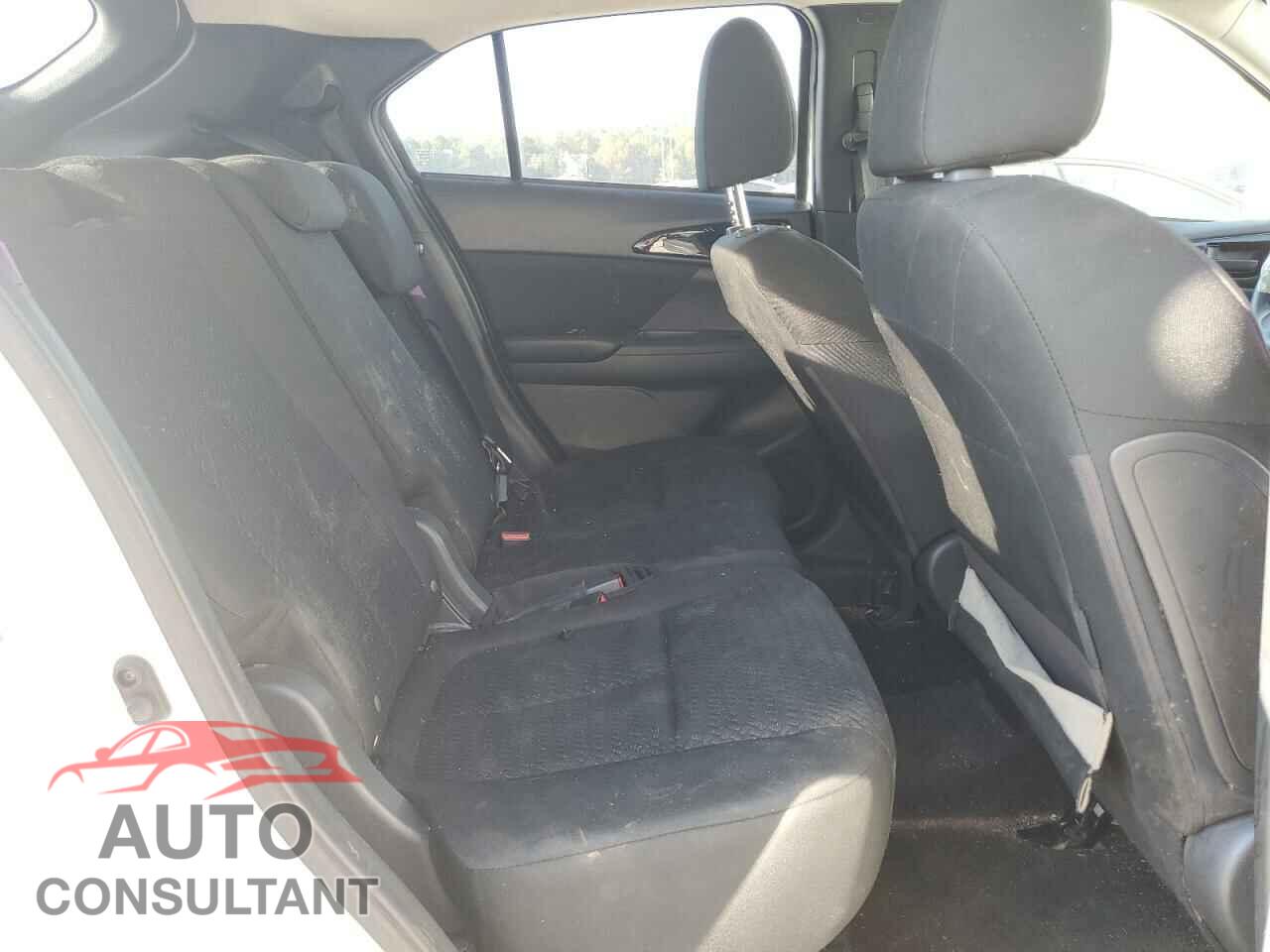 MITSUBISHI ECLIPSE 2018 - JA4AT4AA3JZ044981