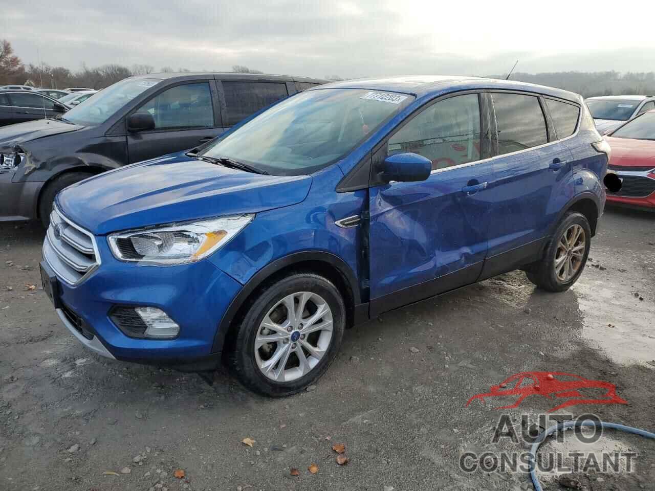 FORD ESCAPE 2017 - 1FMCU0GD5HUC12953
