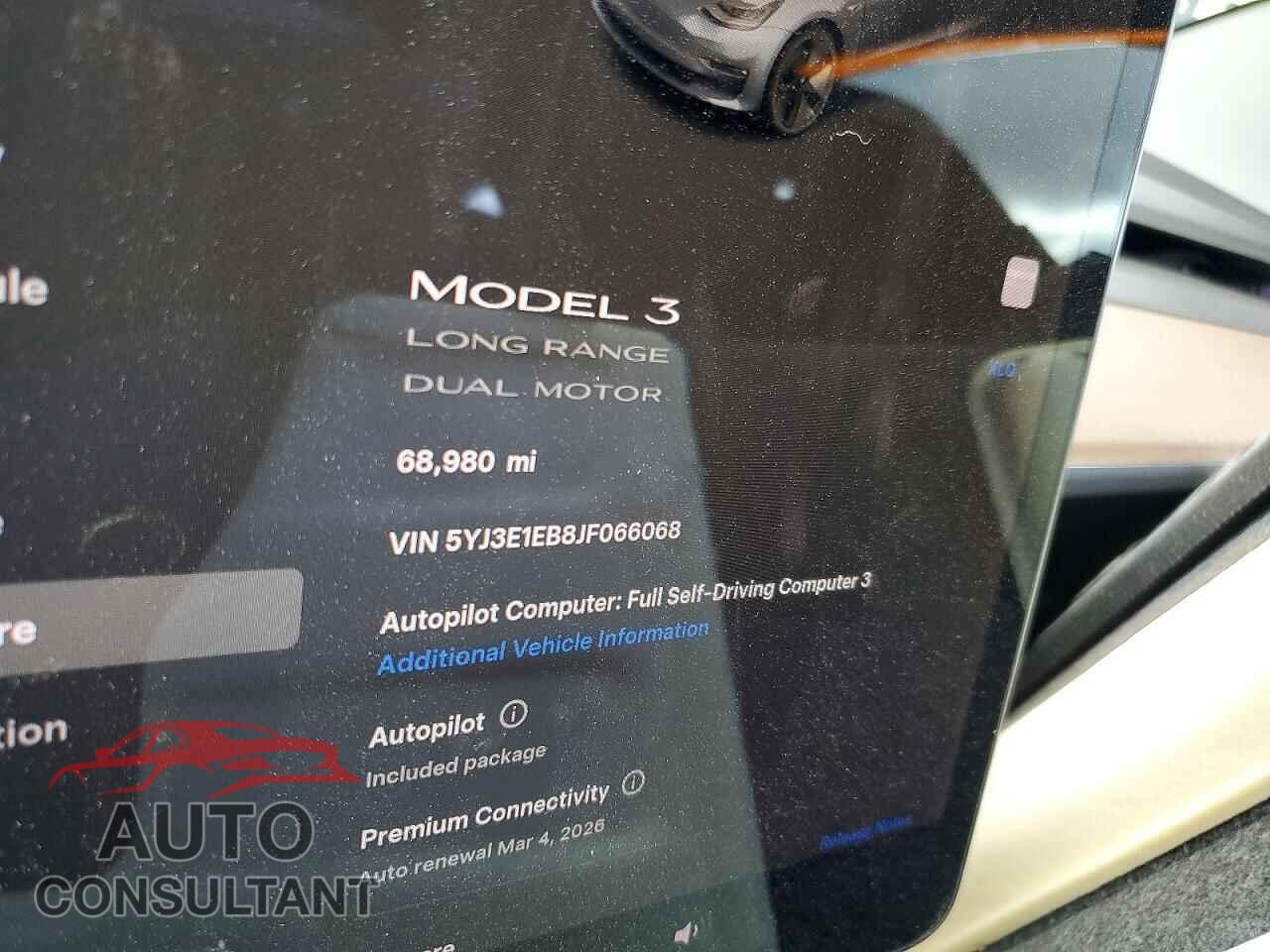 TESLA MODEL 3 2018 - 5YJ3E1EB8JF066068