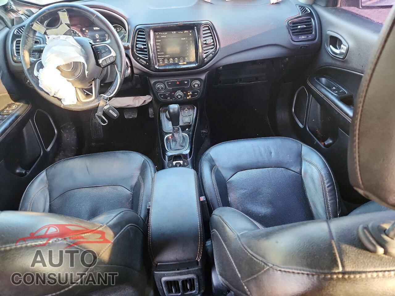 JEEP COMPASS 2019 - 3C4NJDCB5KT601210