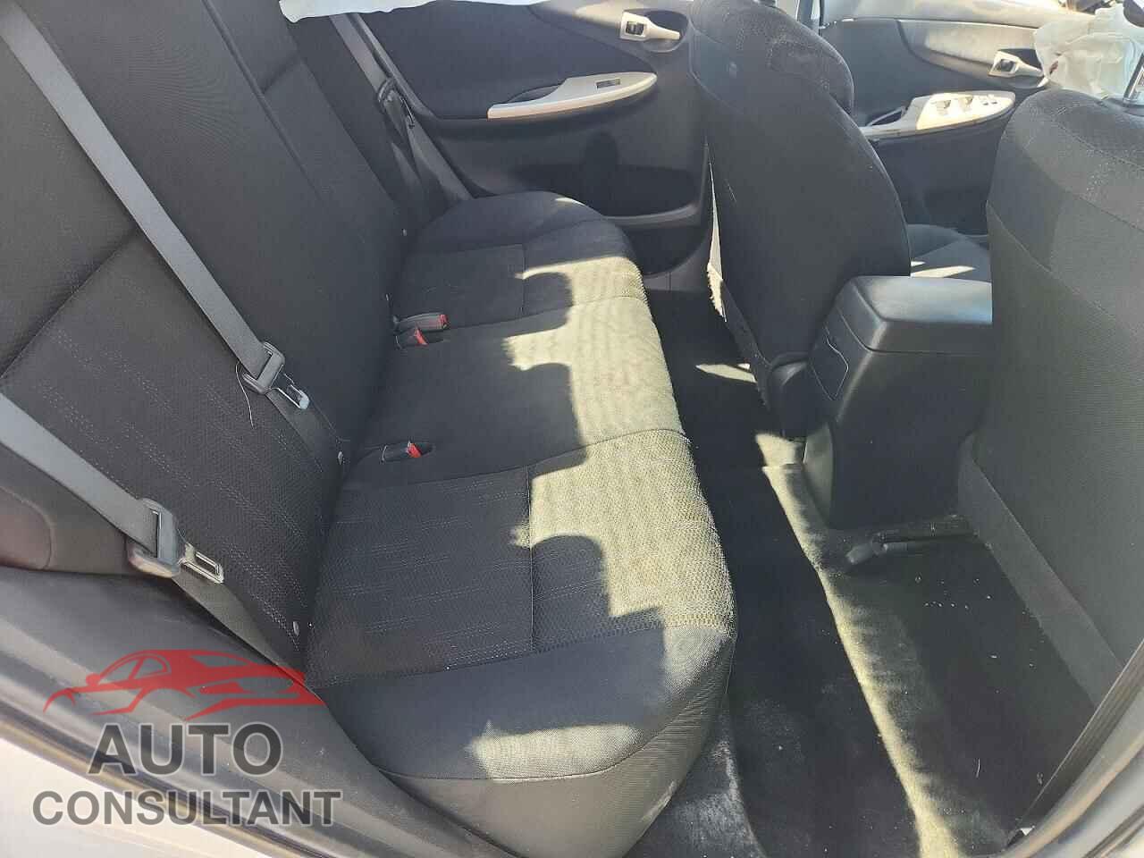 TOYOTA COROLLA 2011 - 2T1BU4EEXBC638919