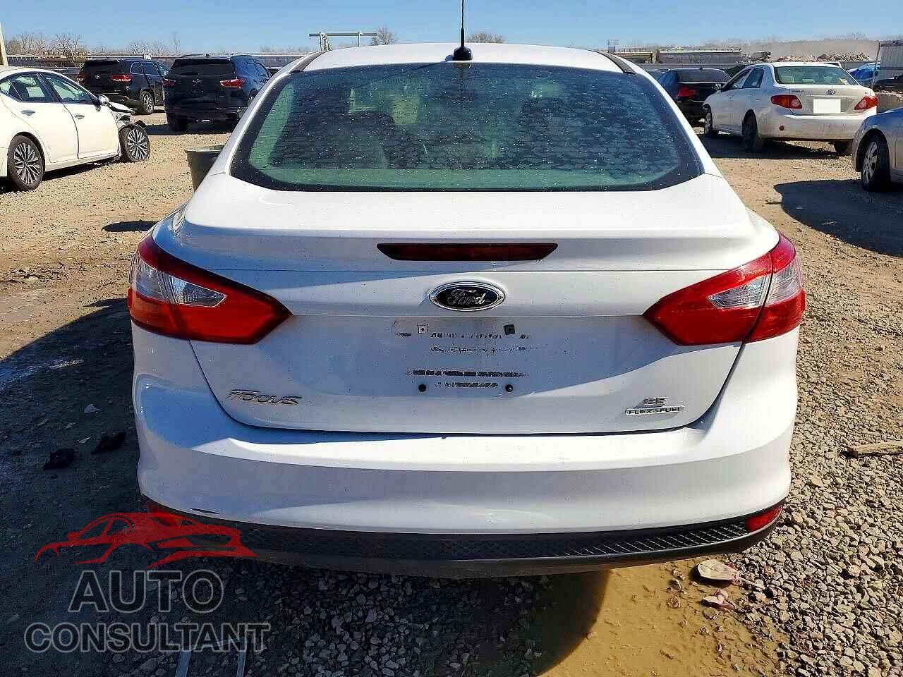 FORD FOCUS 2014 - 1FADP3F2XEL362484