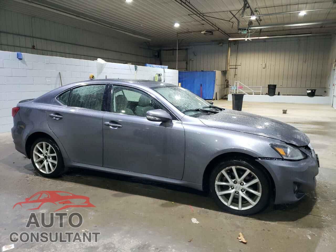 LEXUS IS 2013 - JTHCF5C21D5061788