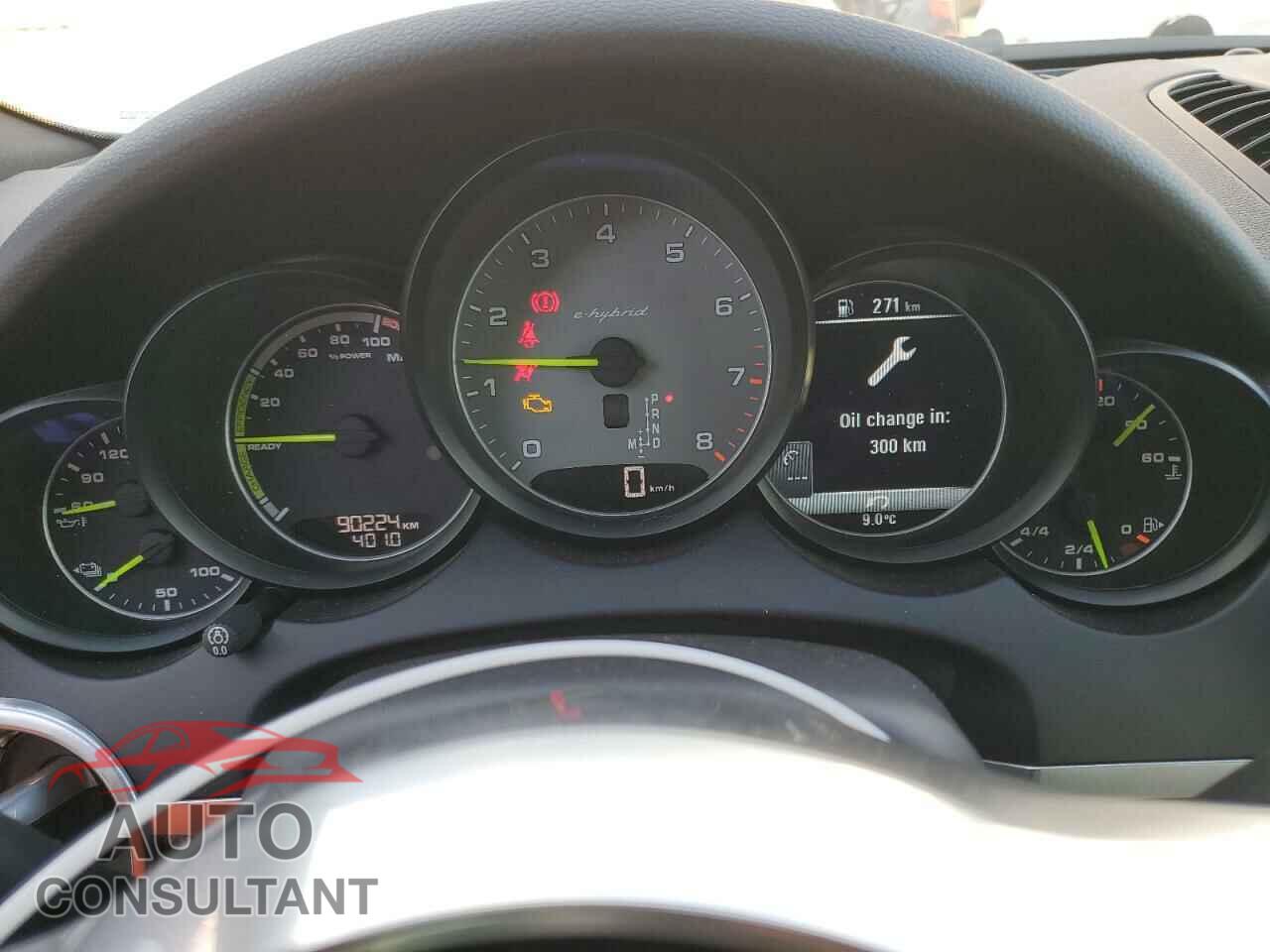 PORSCHE CAYENNE 2017 - WP1AE2A28HLA74518