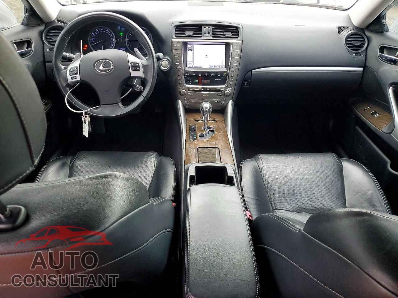 LEXUS IS 2011 - JTHBF5C27B5153075