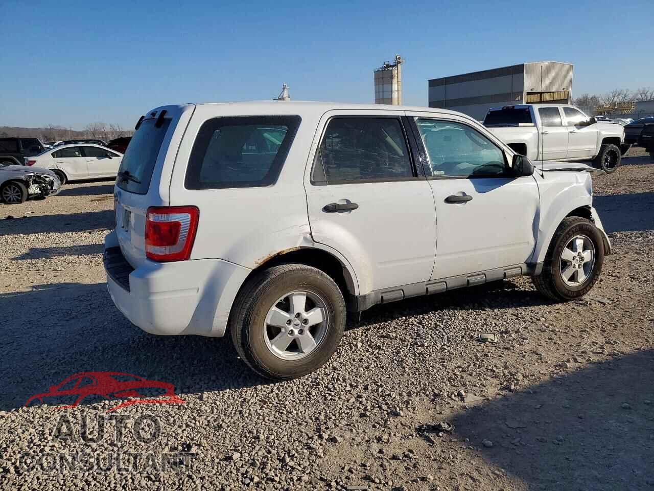 FORD ESCAPE 2010 - 1FMCU9C75AKD47159