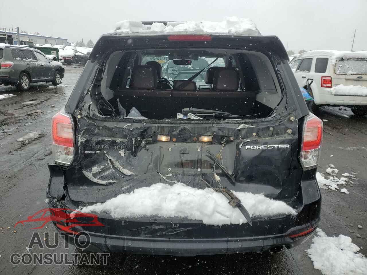 SUBARU FORESTER 2018 - JF2SJAWC0JH450765