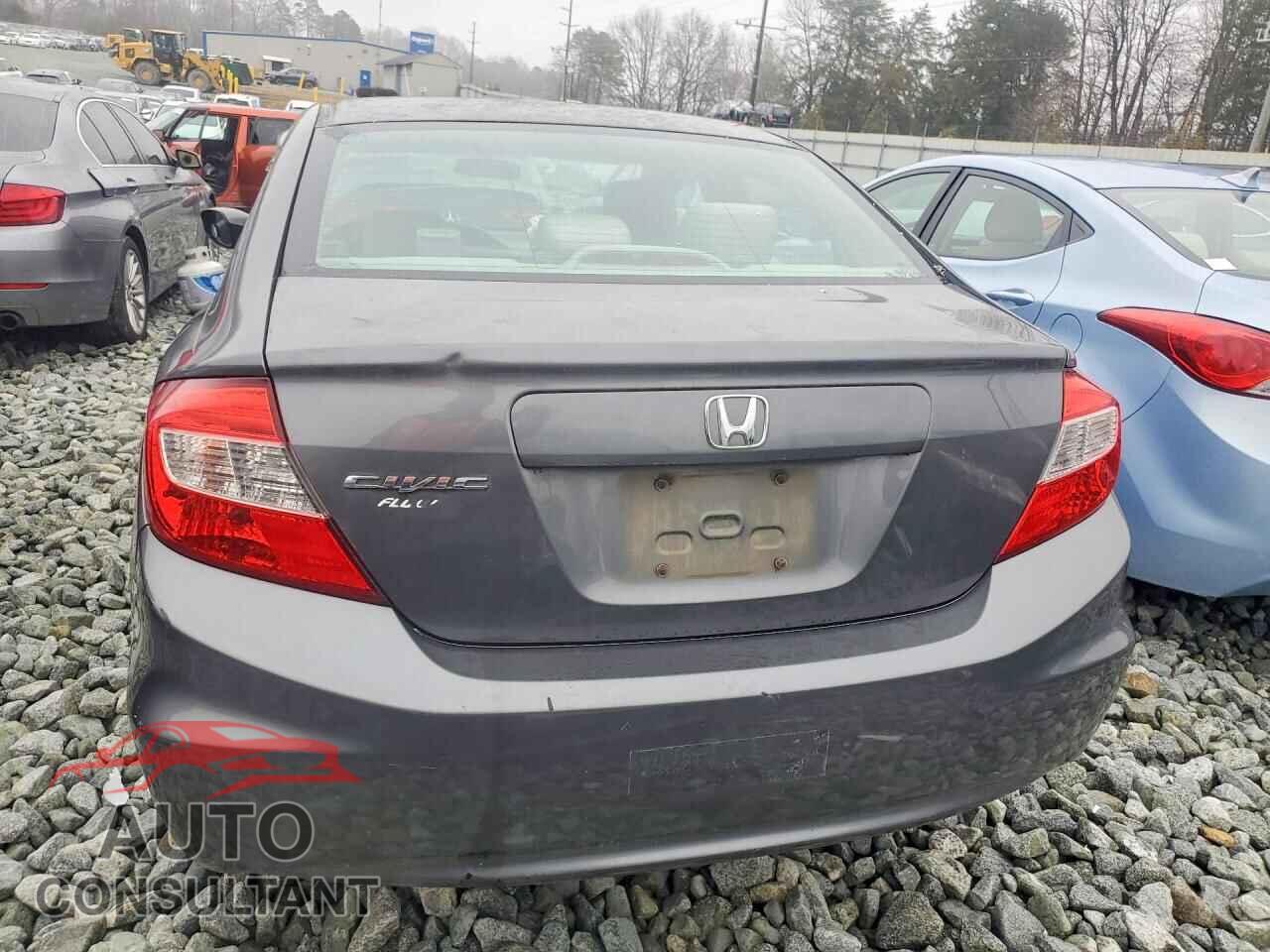 HONDA CIVIC 2012 - 2HGFB2F84CH329282