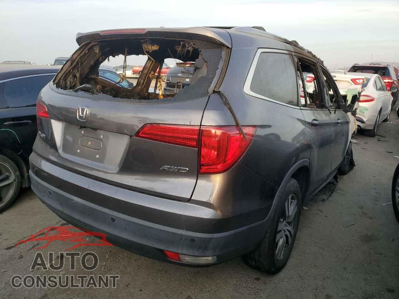 HONDA PILOT 2017 - 5FNYF6H56HB073553