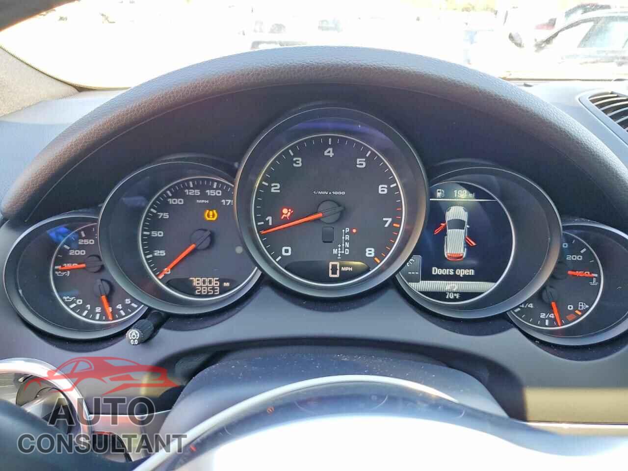 PORSCHE CAYENNE 2017 - WP1AA2A23HKA86349