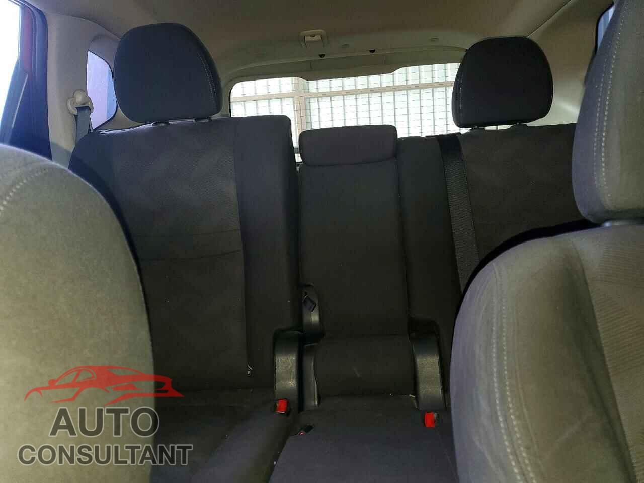 NISSAN ROGUE 2016 - KNMAT2MT7GP705004