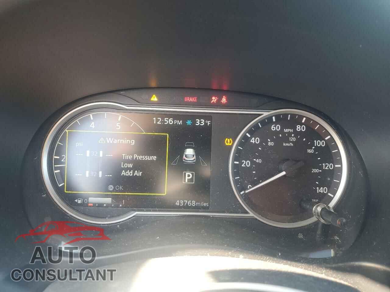 NISSAN KICKS 2019 - 3N1CP5CU3KL558163