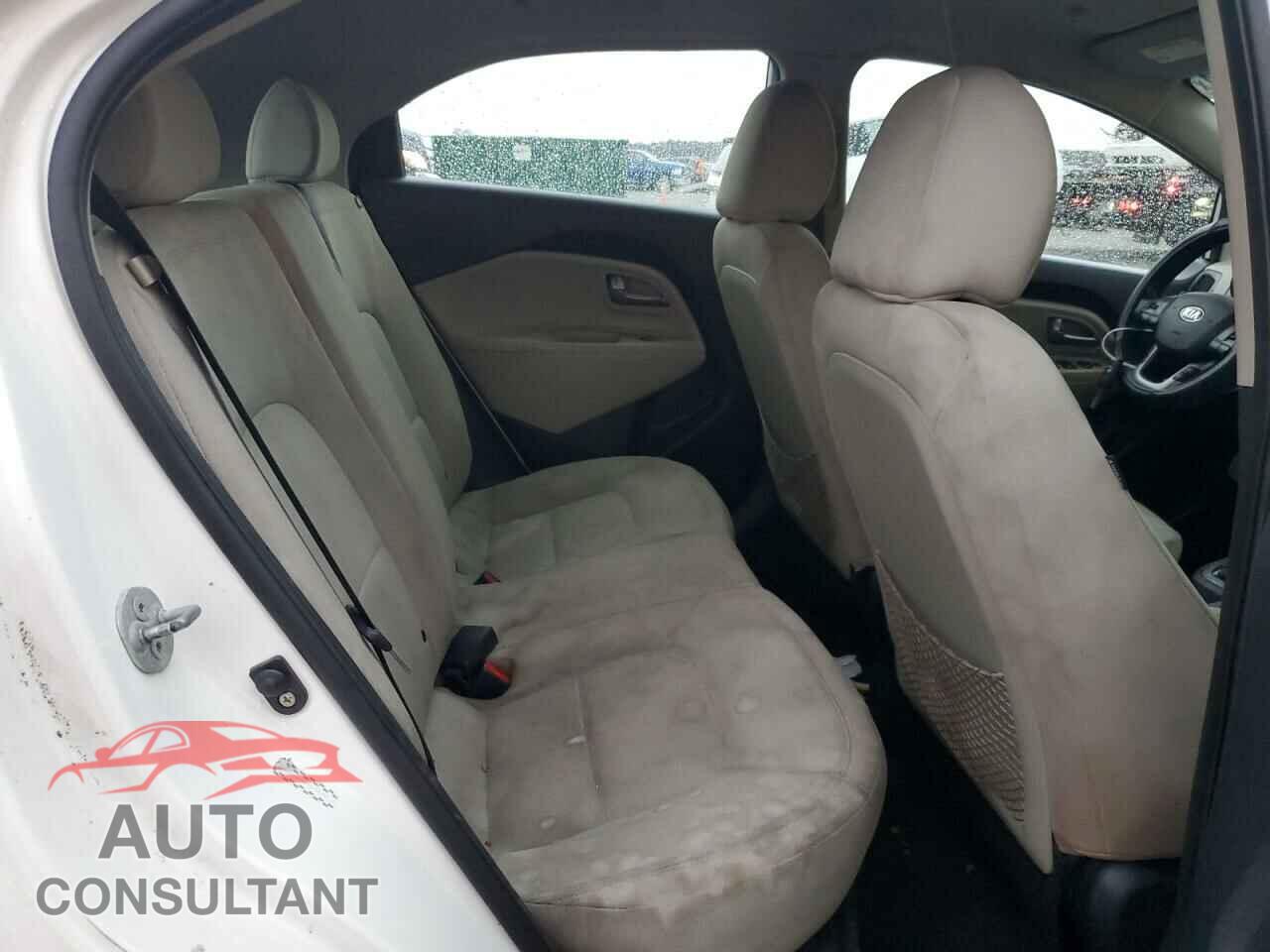 KIA RIO 2013 - KNADN5A36D6156763