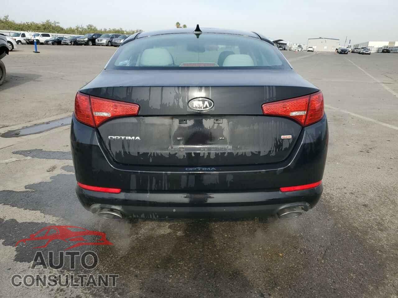 KIA OPTIMA 2011 - KNAGM4A7XB5137830
